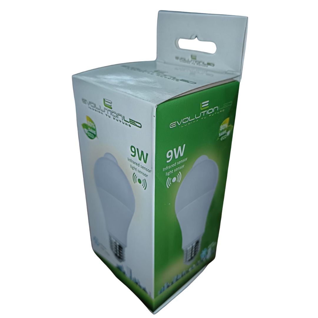 LAMPARA LED A60 9W LUZ FRIA CON SENSOR INFRAROJO Y SENSOR DE LUZ