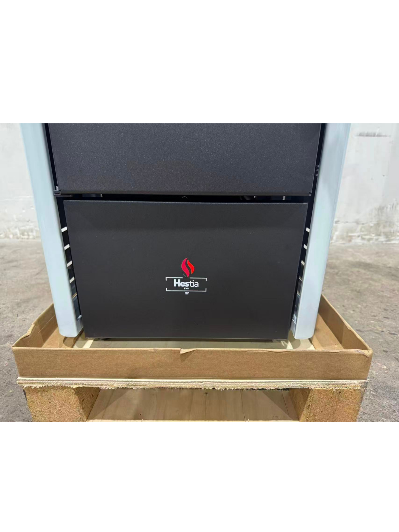 CALEFACTOR A PELLETS 6KW HESTIA